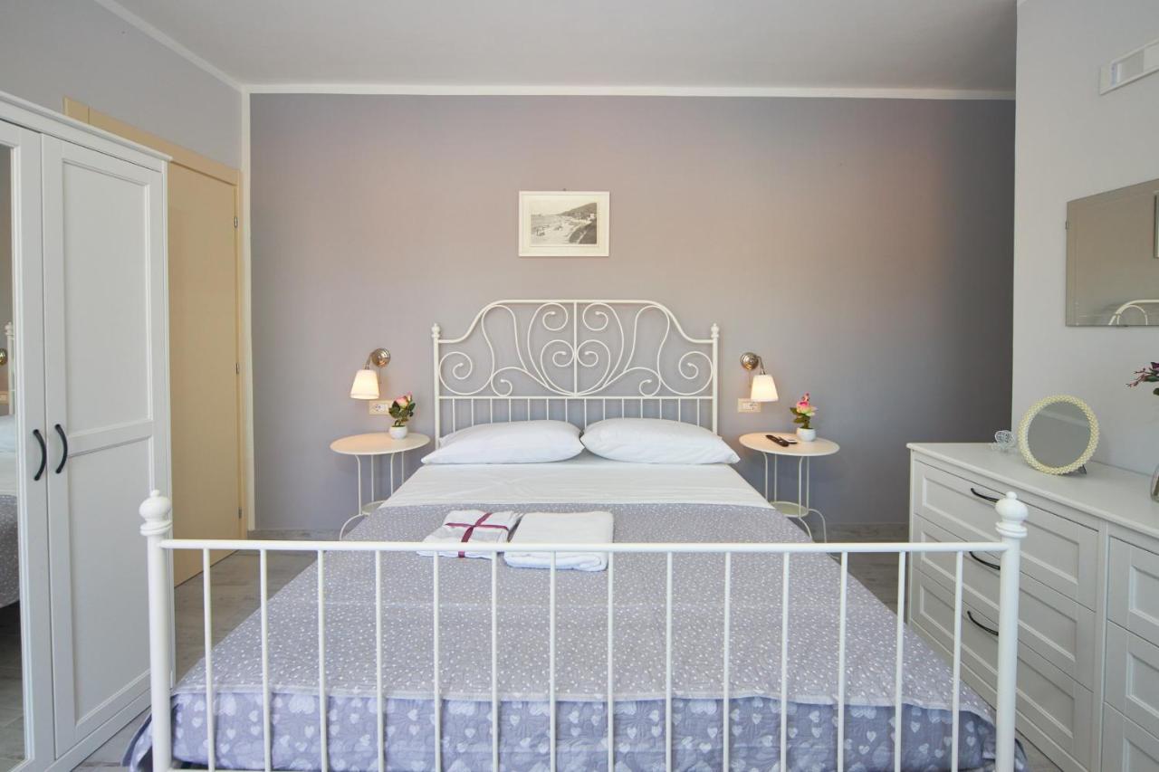 Criselle Bed & Breakfast Agropoli Exterior photo
