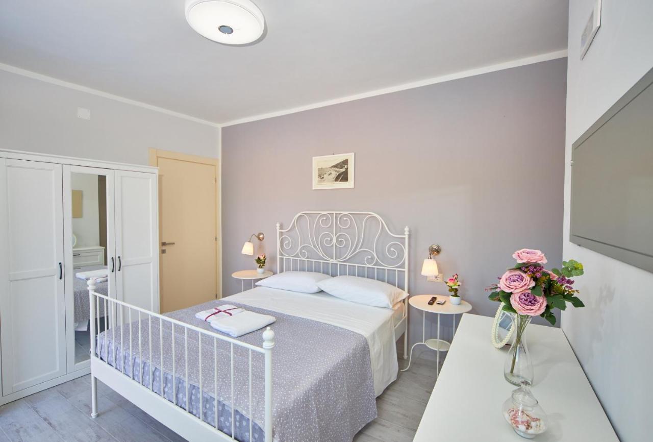 Criselle Bed & Breakfast Agropoli Exterior photo
